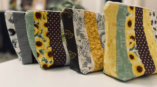 Boxed Zipper pouch